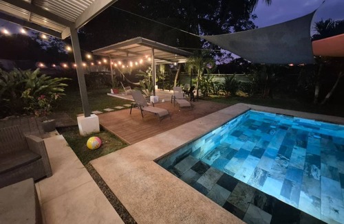 Jaco House | Ginger House – Sleeps 8 | Pool & Rancho | 3 km from Surf