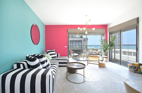 Kerem HaTeimanim Apartment | Glam 4BR Overlooking Banana Beach by HolyGuest