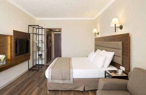 Nazareth Hotel | Golden Crown Hotel