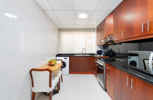 Al Nahda Hotel | Golden Sands Hotel & Residences