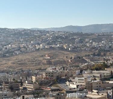 Jerash Apartment | Golden Stay