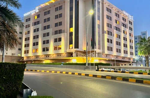 Muscat Hotel | Golden Tulip Muscat