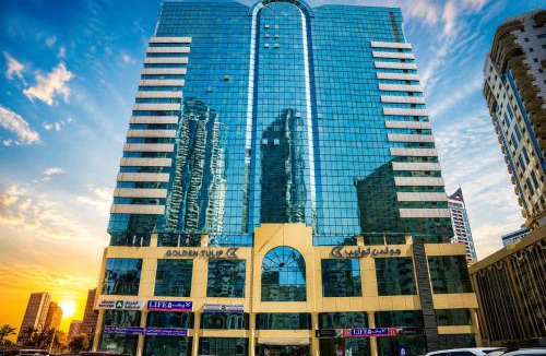 Al Majaz Apartment | Golden Tulip Sharjah