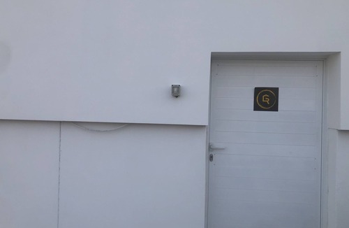 Al Hamra Apartment | GoldenRooms