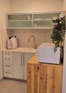 Nahariya Apartment | GoldSea - Boutique Seafront Studio