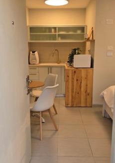Nahariya Apartment | GoldSea - Boutique Seafront Studio