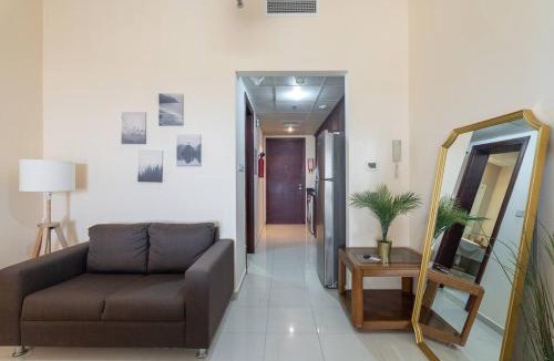 Al Hamra Village Apartment | Golf Views & Spacious Balcony & Al Hamra