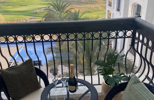 Abu Dhabi Apartment | Golfers Paradise on Yas island, 2 bed, 2 bathroom, sleeps 6