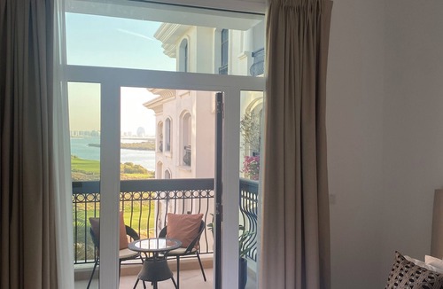 Abu Dhabi Apartment | Golfers Paradise on Yas island, 2 bed, 2 bathroom, sleeps 6