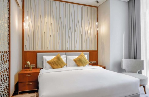 Garhoud Hotel | Grand Mercure Dubai City
