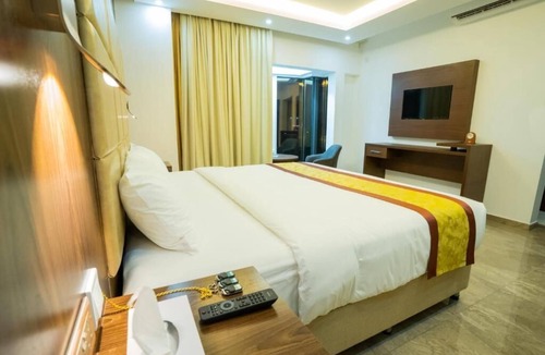 Seeb Hotel | Grand Mirage Hotel
