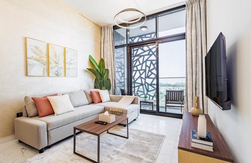 Masdar City Apartment | Great Fully Equipped 1BDR Apartment in Masdar for 4 Pax