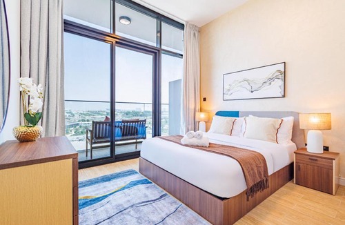 Masdar City Apartment | Great Fully Equipped 1BDR Apartment in Masdar for 4 Pax