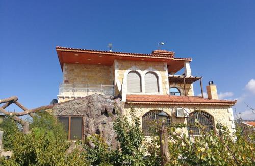 Ajloun Governorate Villa | Green Hills
