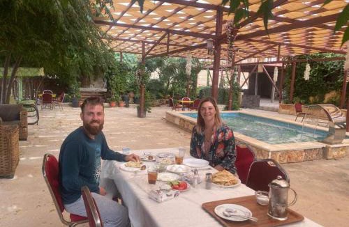 Gesher Cabin | Green houseجوهره الشمال