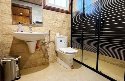 Gesher House | Green House