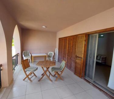 Aqaba Apartment | Ground floor apartment by circular pool for families only in Talabay