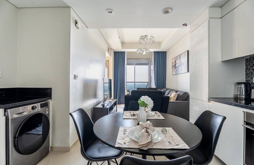 Business Bay Apartment | GuestReady - 2BR l City Chic in the Sky