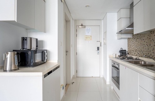 Business Bay Apartment | GuestReady - Canal View Studio | Near Dubai Mall