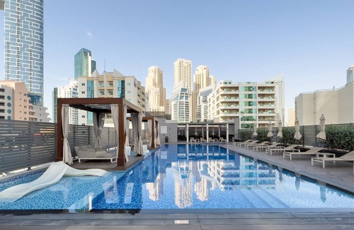 Jumeirah Beach Residence Apartment | GuestReady - Cozy 2BR high floor with sea view