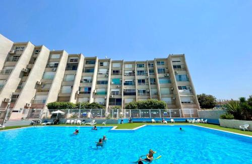 Nahariya Apartment | GW317 Gugel Waves Amazing Seaview Pool Apartments