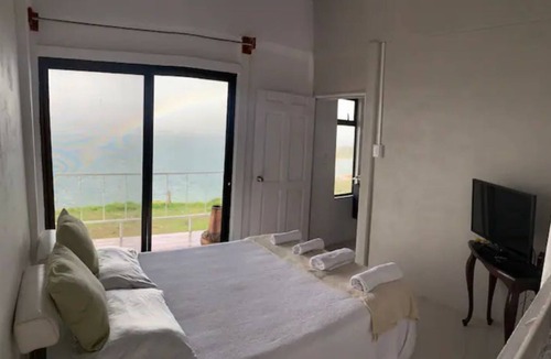 Canton Tilaran House | Habitación con vista al lago Arenal!