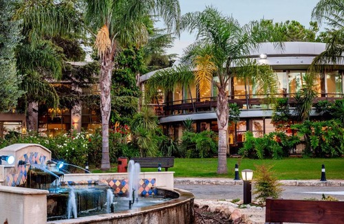 Ma'alot - Tarshiha Hotel | Hacienda Forest View Hotel