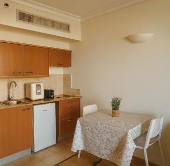 Haifa Apartment | Haifa Almog Tower- "Blue Reef" Suite On The Sea