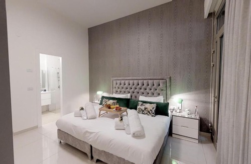 Jerusalem City Centre Apartment | Haneviim Court Luxury by Rental Israel
