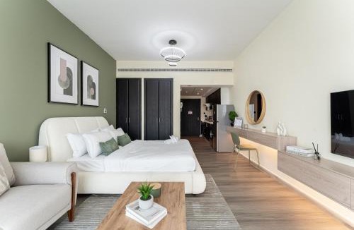 The Greens Apartment | HAVN - Studio in Alka, The Greens