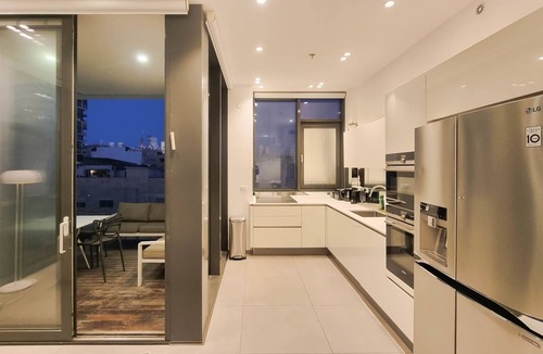 Kerem HaTeimanim Apartment | Hayarkon Bronze in Tel Aviv-Yafo