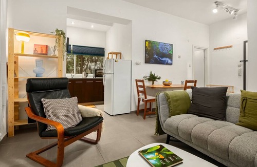 Yehuda Hamaccabi Apartment | HaYarkon Park Cozy & Charming Stay