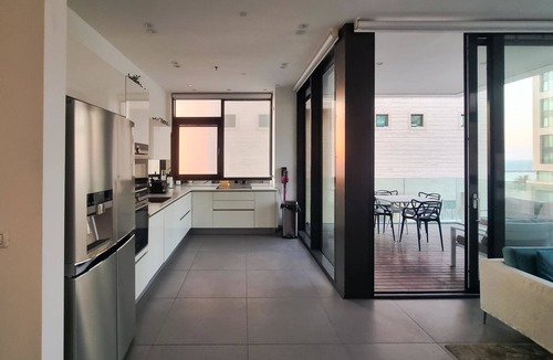 Kerem HaTeimanim Apartment | Hayarkon Royal in Tel Aviv-Yafo