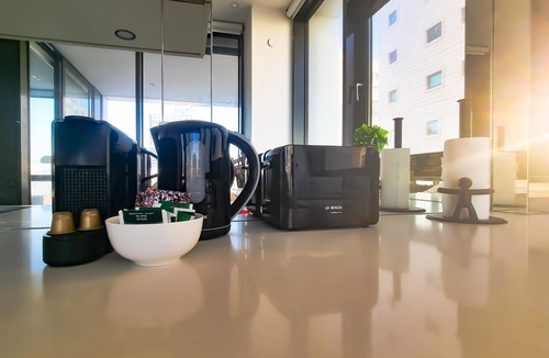 Kerem HaTeimanim Apartment | Hayarkon Royal in Tel Aviv-Yafo