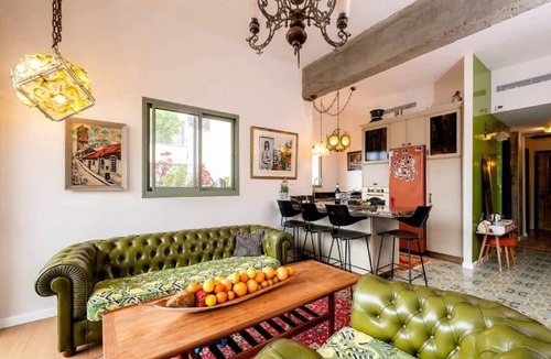 Tel Aviv City Center Apartment | High Quality Classic Apartment In Tel Aviv