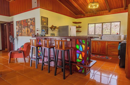 Nuevo Arenal House | Hillside Hideaway #1