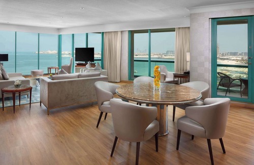 Jumeirah Beach Residence Resort | Hilton Dubai Jumeirah