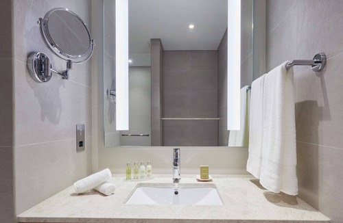 Muscat Hotel | Hilton Garden Inn Muscat Al Khuwair