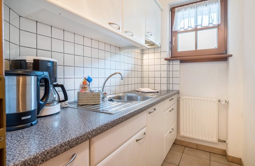 Valle San Silvestro Apartment | Holiday Apartment "Haus zur Vogelweide App 3" with Mountain View, Balconies & Wi-Fi