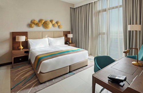 Dubai World Central Hotel | Holiday Inn Dubai Al-Maktoum Airport by IHG