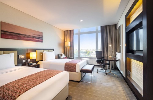 Muscat Hotel | Holiday Inn MUSCAT AL SEEB by IHG