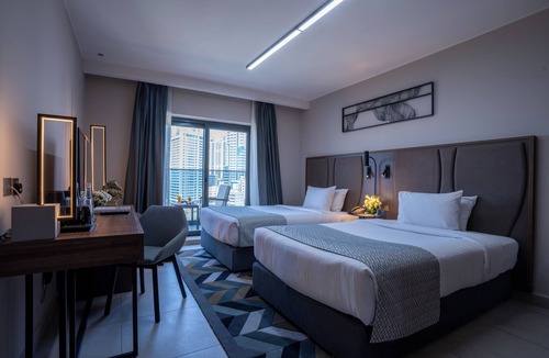 Al Majaz Hotel | Holiday International Sharjah