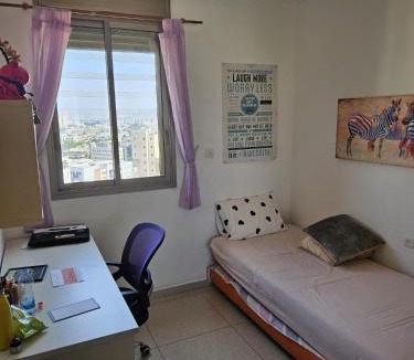 Holon House | Holon Guest House Private Rooms