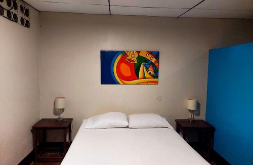 Leon Hotel | Hostal Harvest House