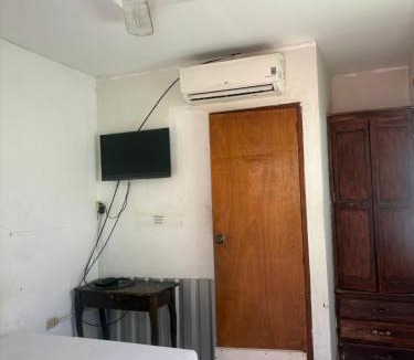 Leon Hostel | Hostal Los Cheles