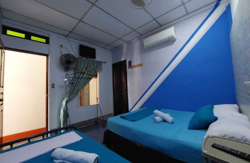 Leon Hostel | Hostal Ruinas de San Sebastian - Hostel