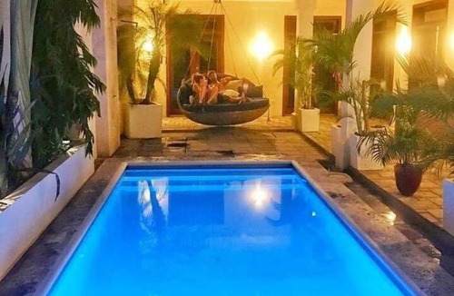 Leon Hotel | Hotel and Coffe Azul