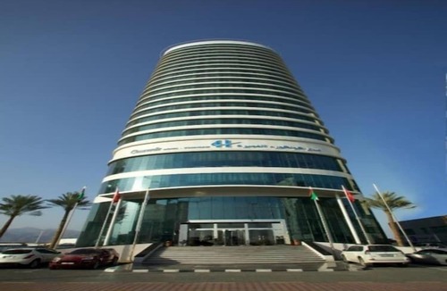 Al-Fujairah House | Hotel in Fujairah with Rooftop Pools & Spa