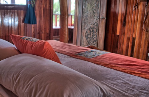 Cahuita Hotel | Hotel La Isla Inn