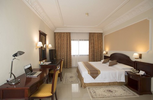 Al Khuwair Hotel | Hotel Muscat Holiday